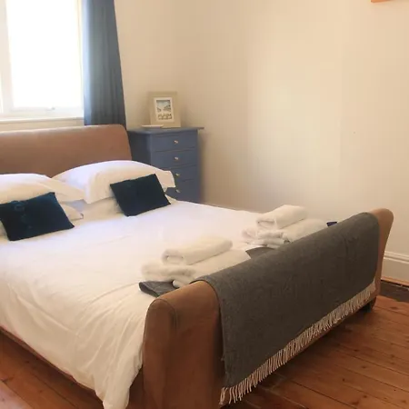 10 Tuthill Feriehus *