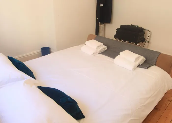 Nyaraló 10 Tuthill *