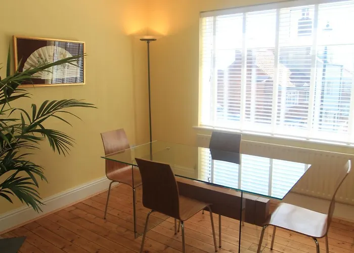 10 Tuthill 別荘 スカーバラ